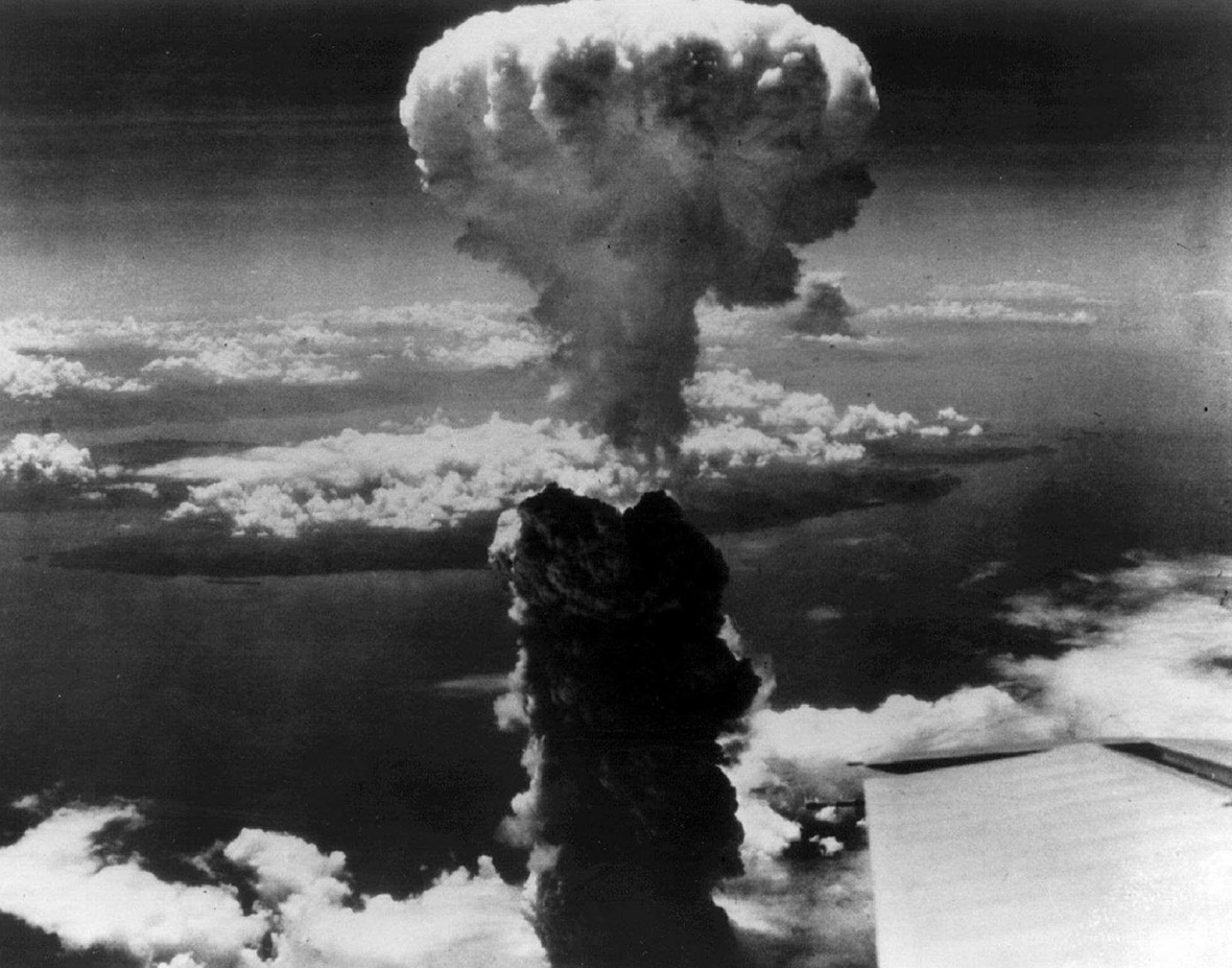 nagasaki-atomic-bomb-1945